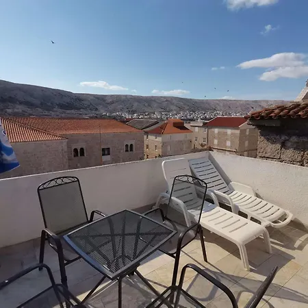Apartamento With A Parking Space Pag - 22601 *